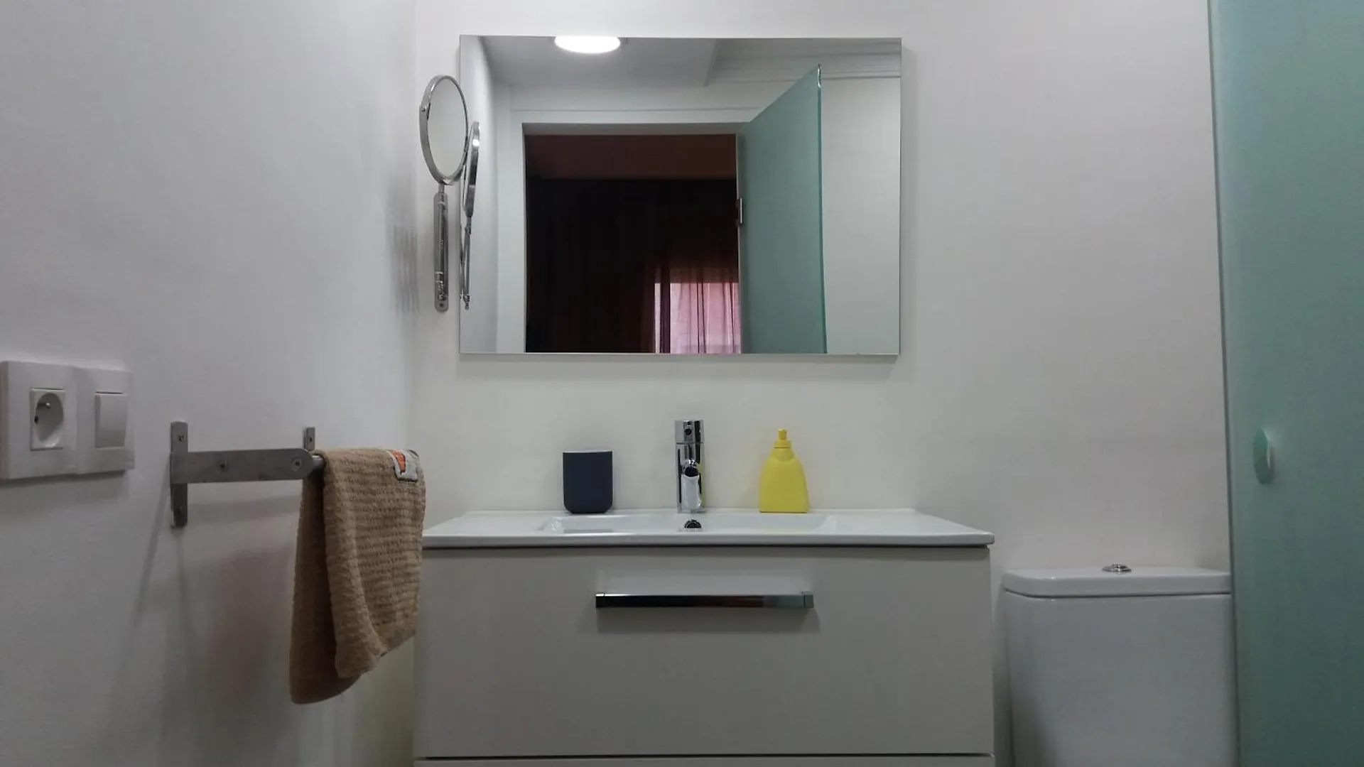 Bright 2 Bedroom House With Great Front View, Casablanca 0*,