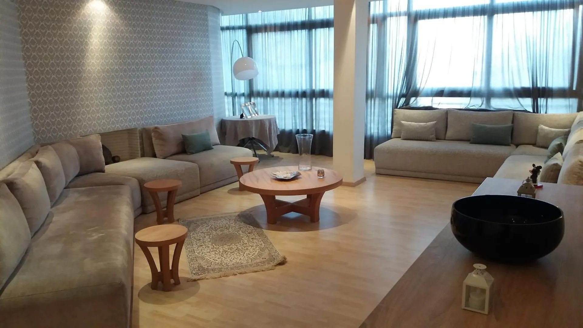 Bright 2 Bedroom House With Great Front View, Casablanca